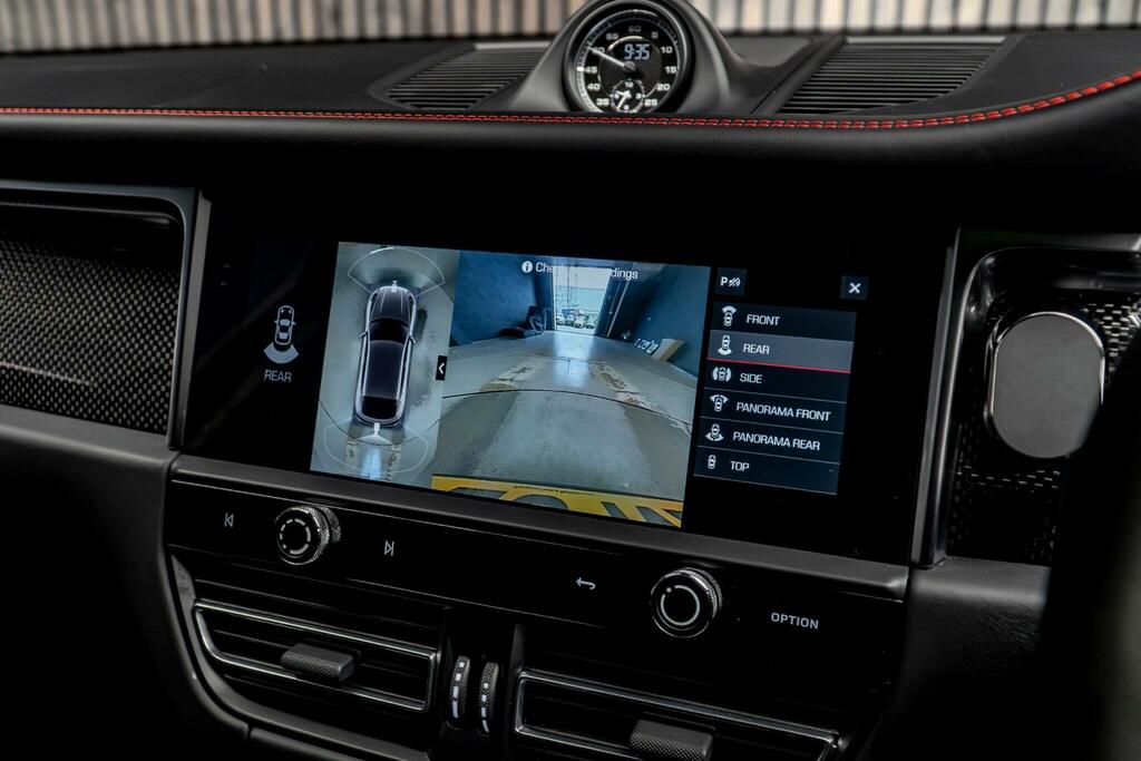 Porsche Macan T Pdk 1,984 cc  #27