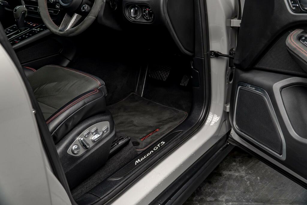 Porsche Macan T Pdk 1,984 cc  #46