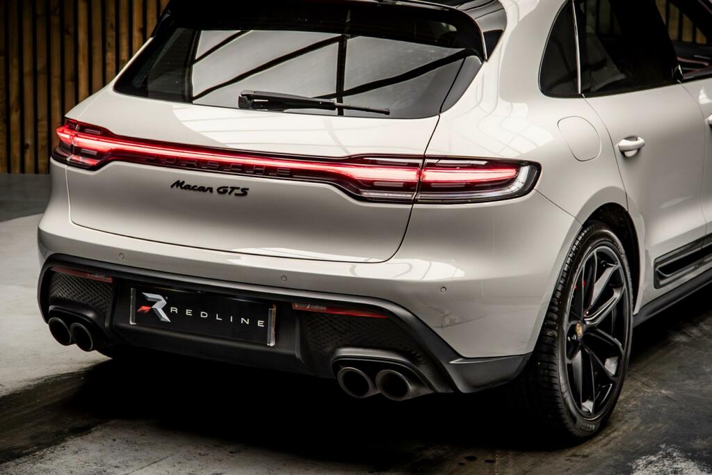 Porsche Macan T Pdk 1,984 cc  #22