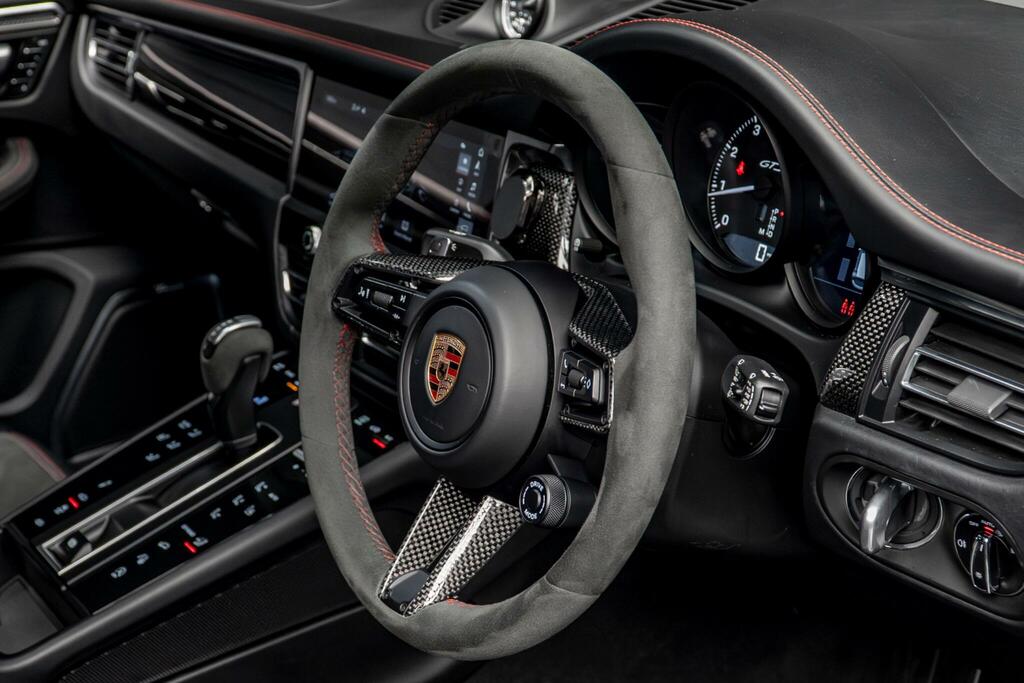 Porsche Macan T Pdk 1,984 cc  #28