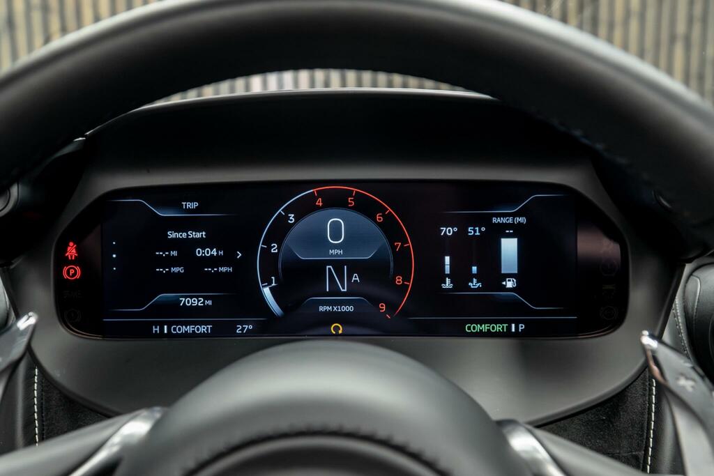 McLaren  V8 Performance Ssg Orange #36