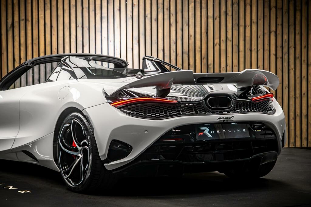 McLaren  V8 Performance Ssg Orange #21