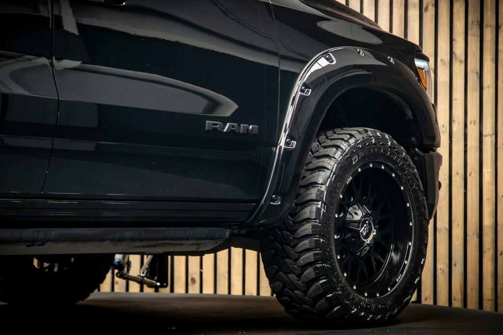 Dodge RAM Limited Silver #15
