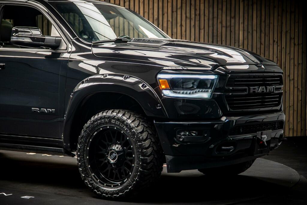 Dodge RAM Limited Silver #10
