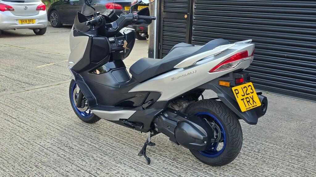 Suzuki  1.4 Boosterjet 48V Hybrid Motion - 2023 23 White #2