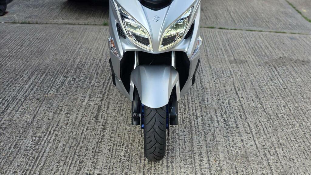 Suzuki  1.4 Boosterjet 48V Hybrid Motion - 2023 23 White #7