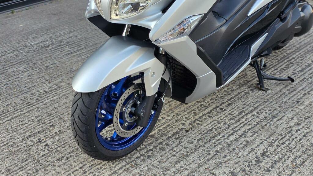 Suzuki  1.4 Boosterjet 48V Hybrid Motion - 2023 23 White #46