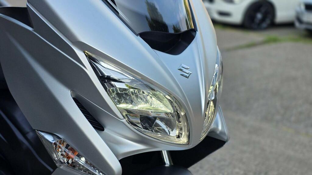 Suzuki  1.4 Boosterjet 48V Hybrid Motion - 2023 23 White #41