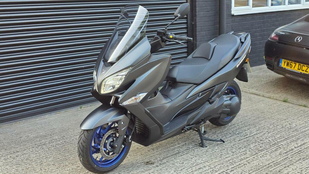 Suzuki  1.4 Boosterjet 48V Hybrid Motion Grey #12