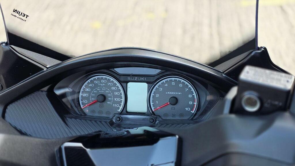 Suzuki  1.4 Boosterjet 48V Hybrid Motion Grey #23