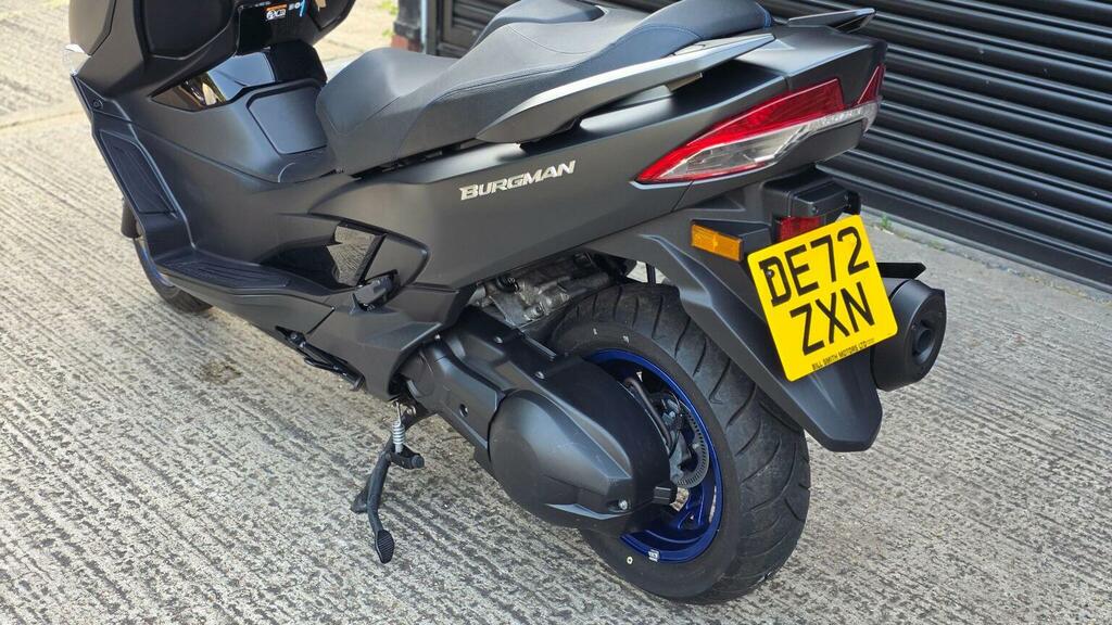 Suzuki  1.4 Boosterjet 48V Hybrid Motion Grey #36