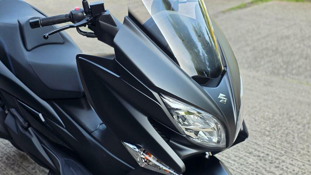 Suzuki  1.4 Boosterjet 48V Hybrid Motion Grey #18