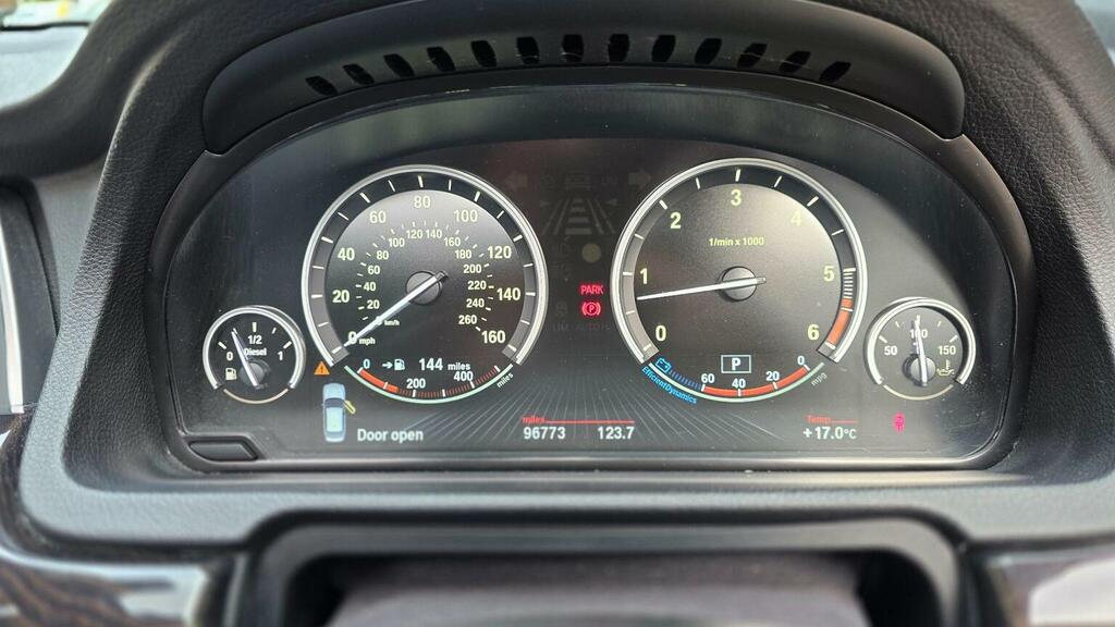 BMW 5 Series Gran Turismo 2L Luxury Grey #20