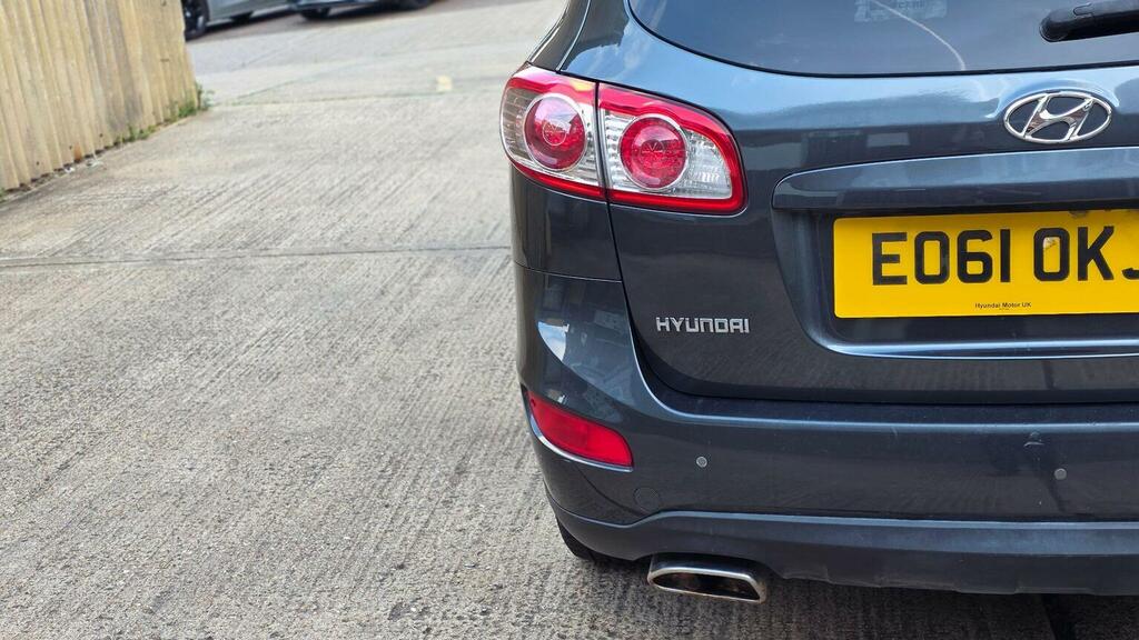Hyundai Santa Fe Crdi Premium Grey #44