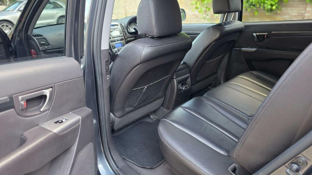 Hyundai Santa Fe Crdi Premium Grey #12