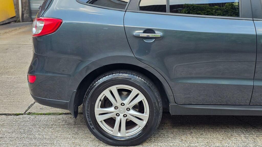 Hyundai Santa Fe Crdi Premium Grey #47
