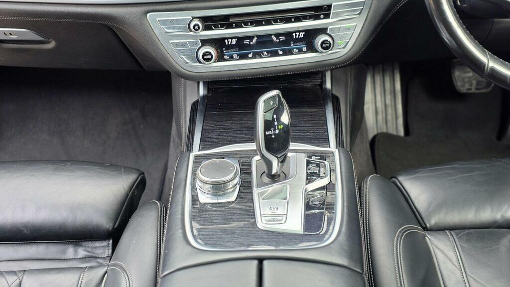 BMW 7 Series 730D 4dr Auto Grey #36