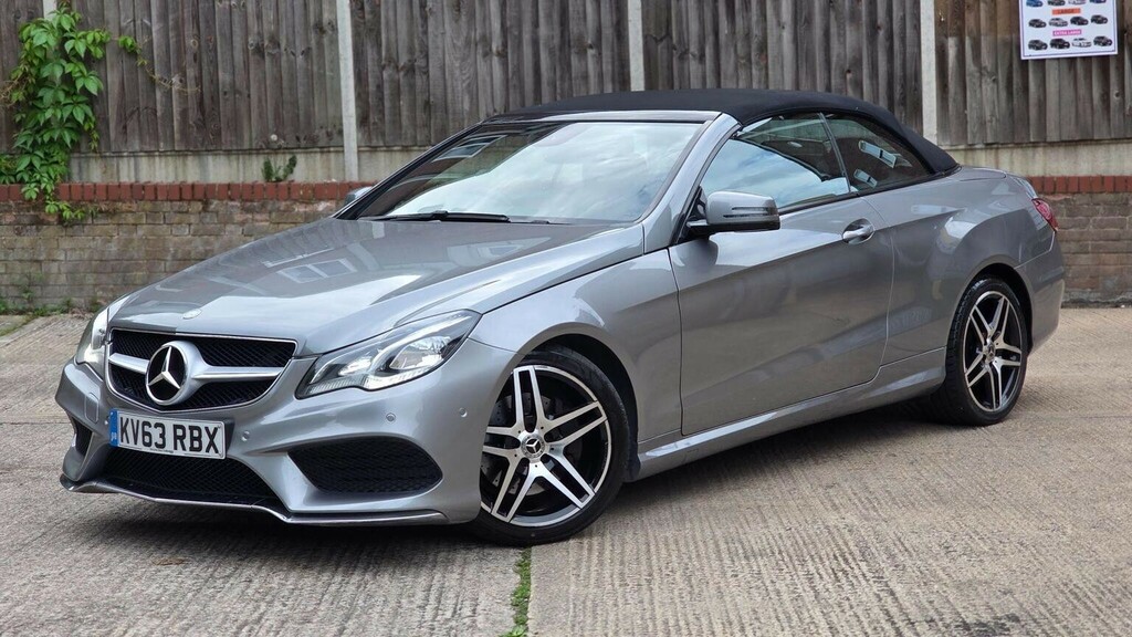 Mercedes-Benz E Class 3.0 E350d V6 Bluetec Amg Sport Cabriolet G-tronic Silver #2