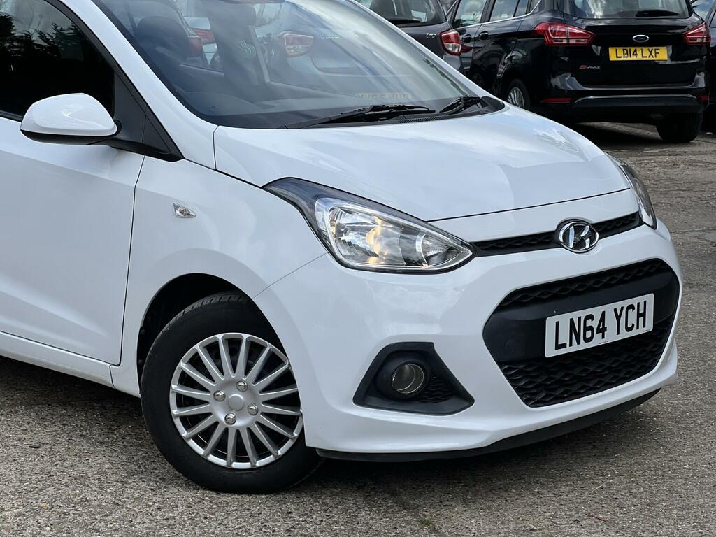 Hyundai I10 Se White #4