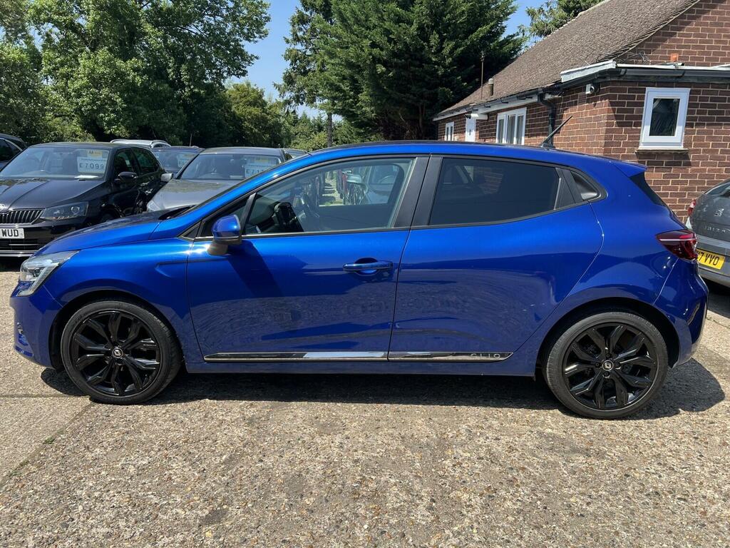 Renault Clio Hatchback White #29