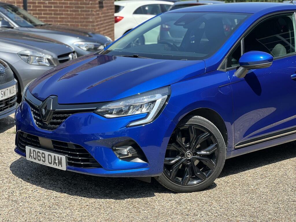 Renault Clio Hatchback White #8