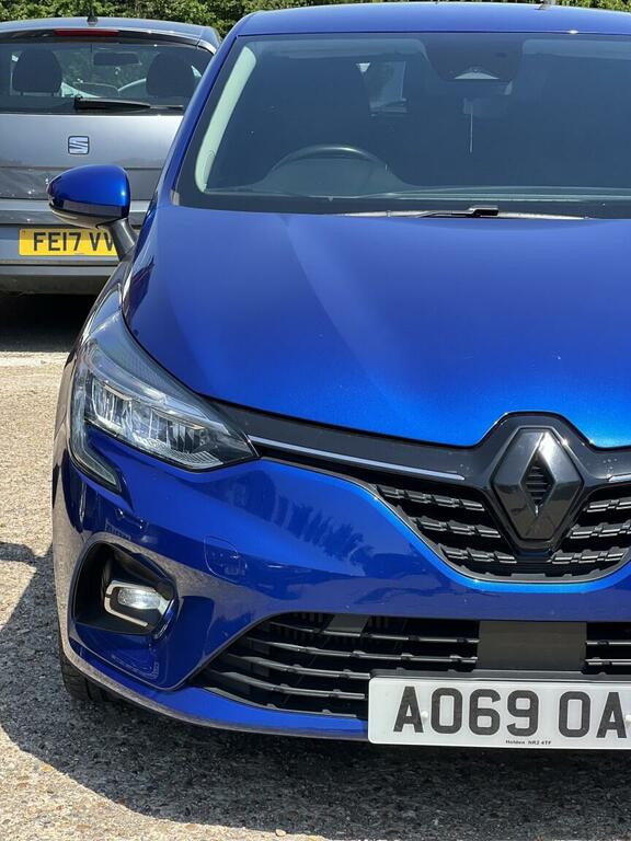 Renault Clio Hatchback White #20