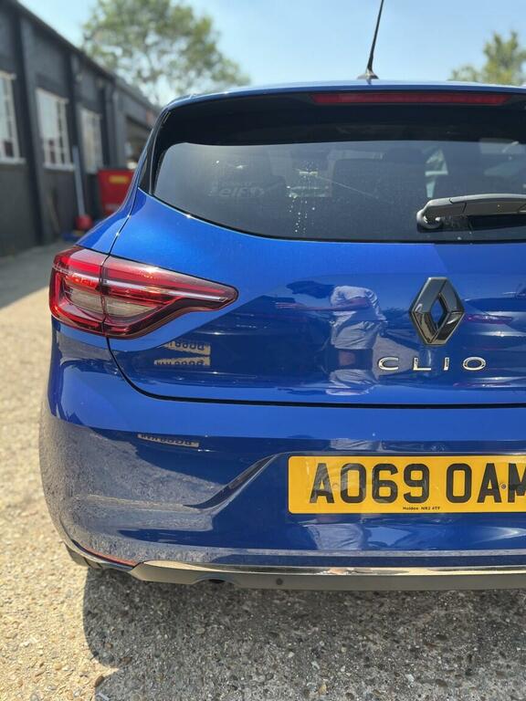Renault Clio Hatchback White #22