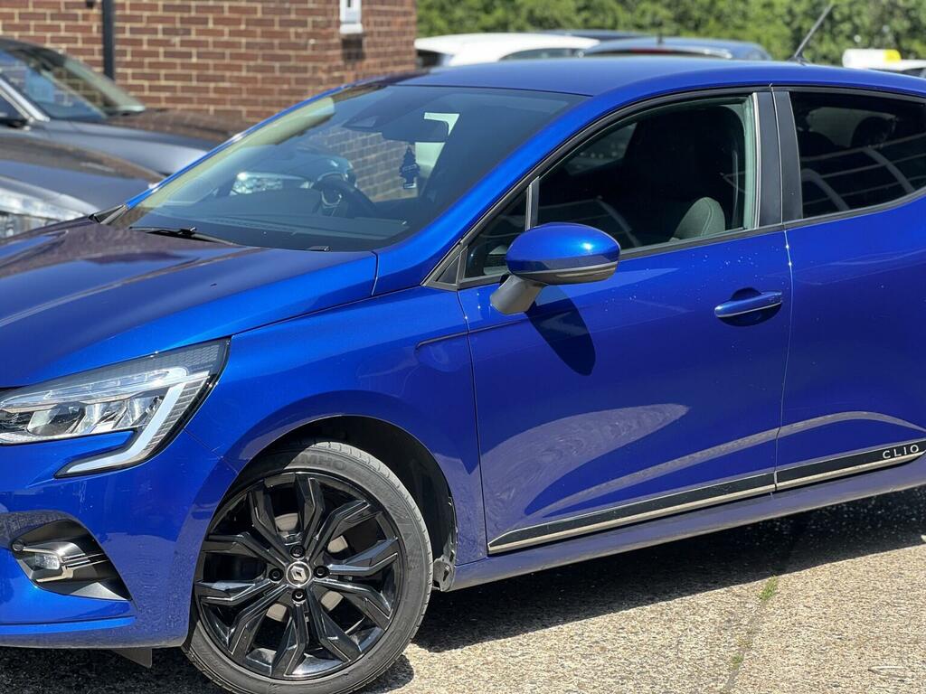 Renault Clio Hatchback White #16