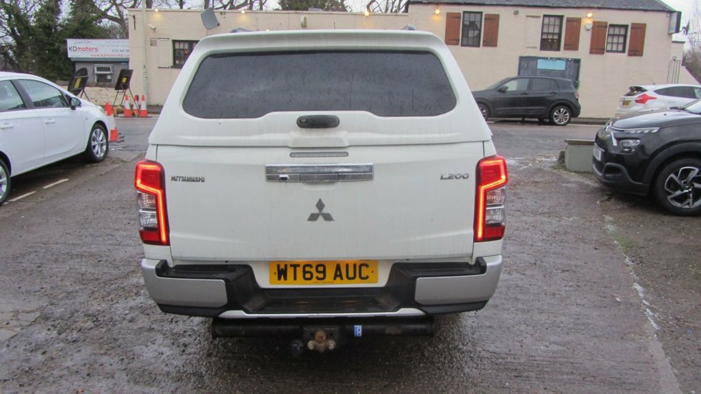 Mitsubishi L200 2.2L Dc Barbarian White #5
