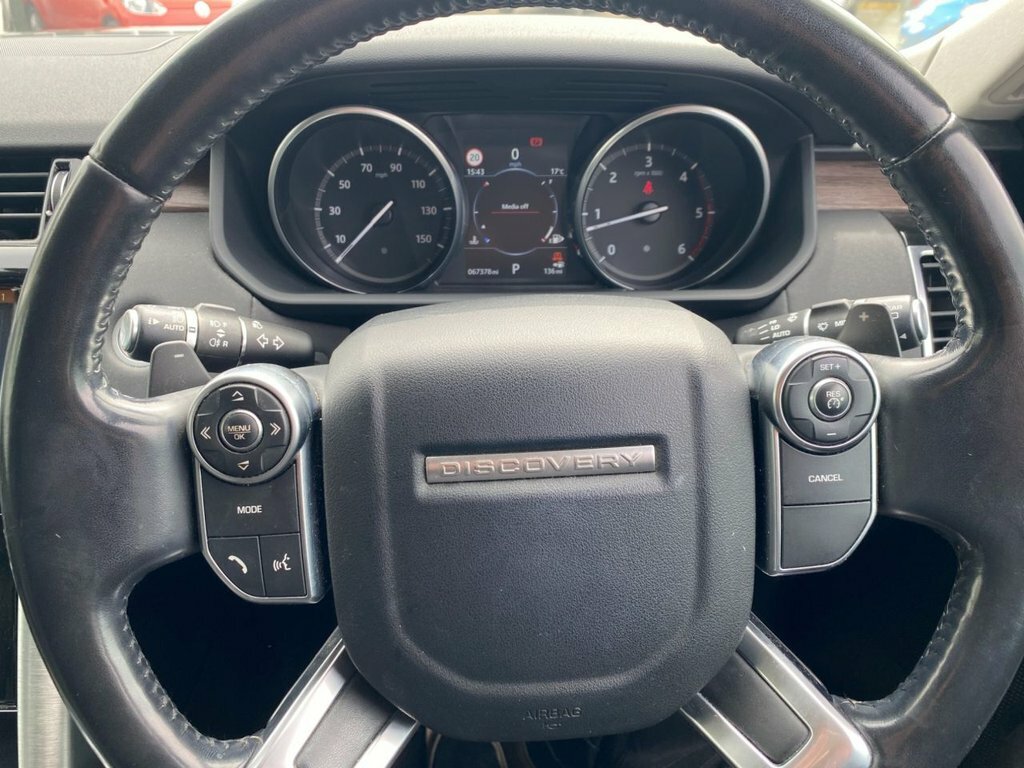 Land Rover Discovery Automatic Black #20