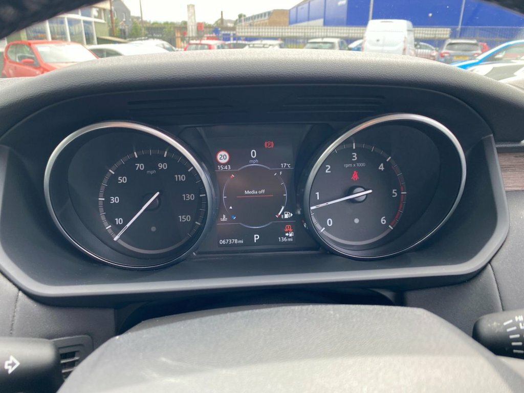 Land Rover Discovery Automatic Black #21