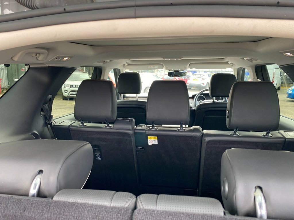 Land Rover Discovery Automatic Black #16