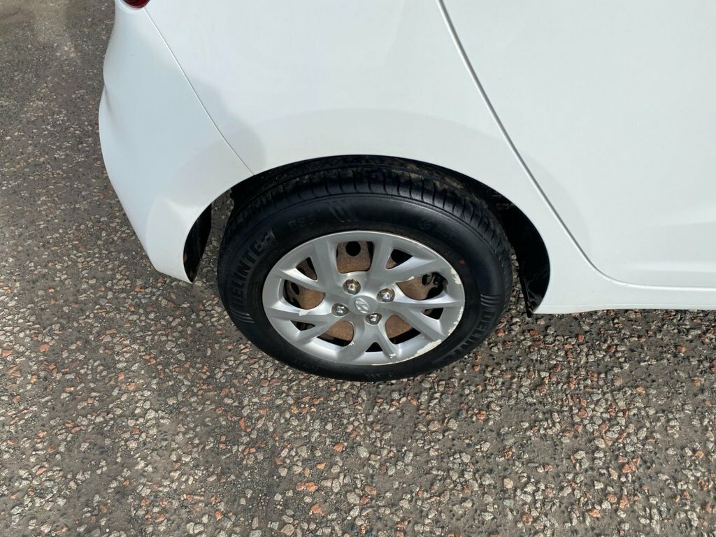 Hyundai I10 Hatchback Red #20