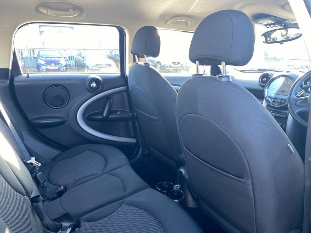 Mini Countryman One Black #16