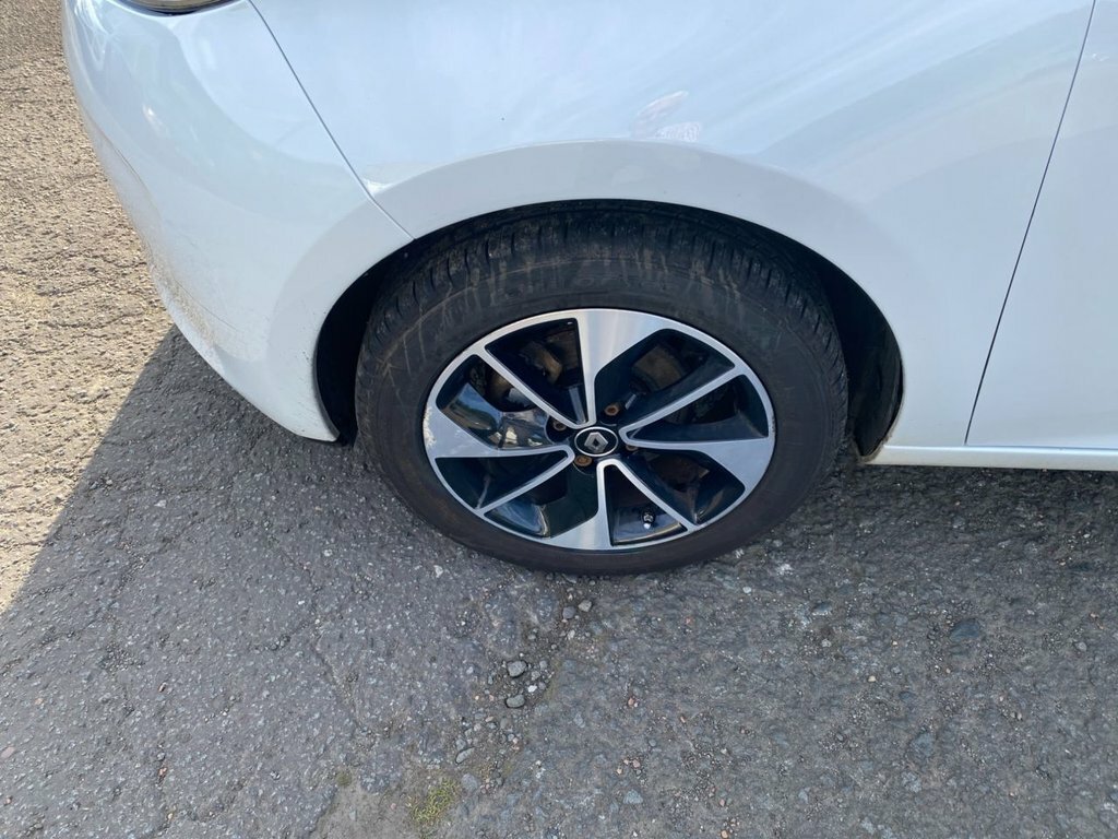 Renault Zoe Zoe Dynamique Nav Ze 40 A White #25