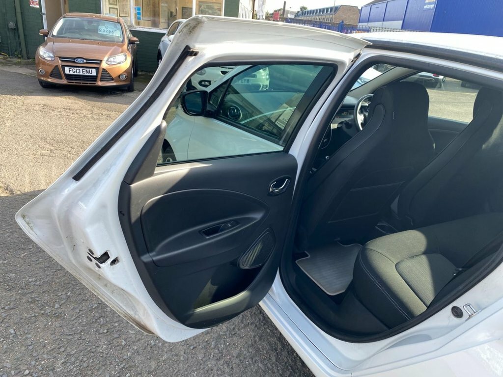 Renault Zoe Zoe Dynamique Nav Ze 40 A White #28