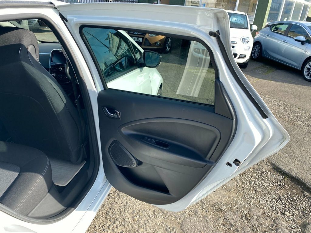 Renault Zoe Zoe Dynamique Nav Ze 40 A White #31