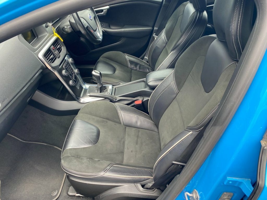 Volvo V40 D2 120 R Design Geartronic Blue #27