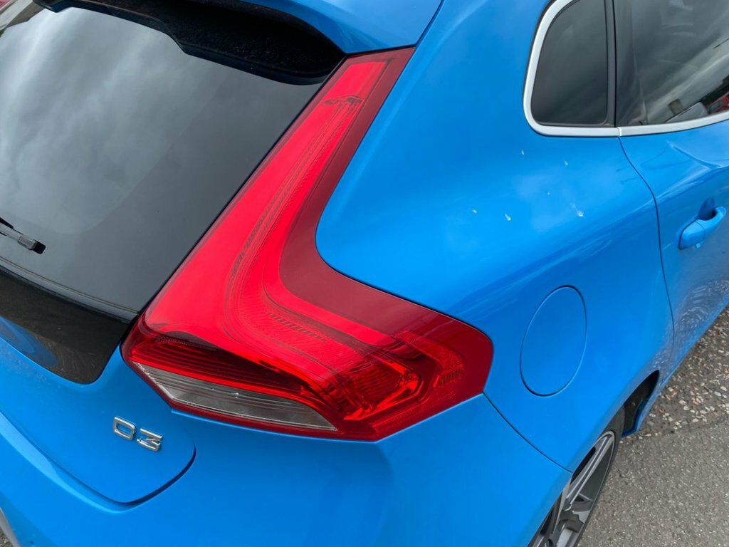 Volvo V40 D2 120 R Design Geartronic Blue #21