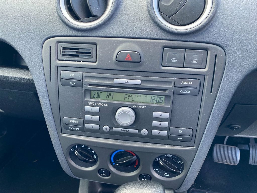 Ford Fusion 1.6 Titanium  #11