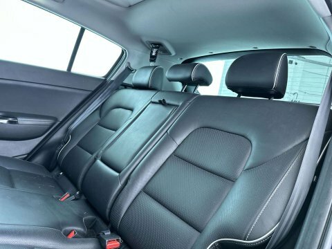 Kia Sportage 2018 18 1.7 LD18URM Black #6