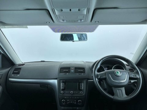 Skoda Yeti 2013 63 2.0 WU63LHP White #5