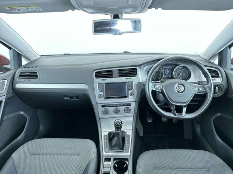Volkswagen Golf 2015 65 1.6 MM65NBD Red #5