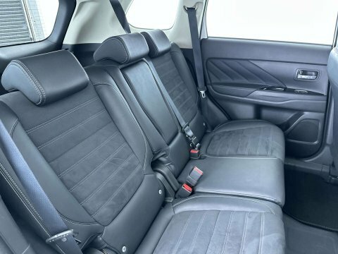 Mitsubishi Outlander 2015 65 2.0 DP65YRJ White #6