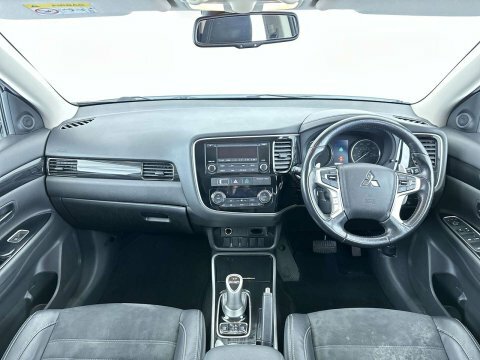 Mitsubishi Outlander 2015 65 2.0 DP65YRJ White #5