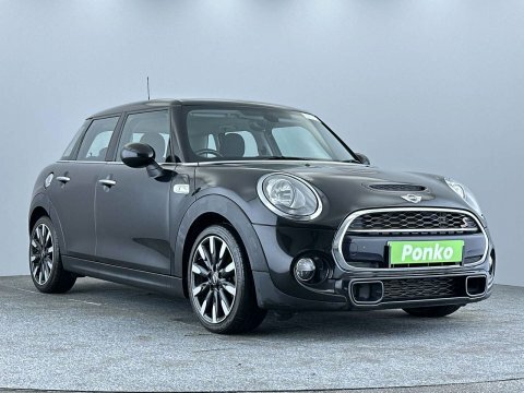 Mini Hatch 2017 67 2.0 Black