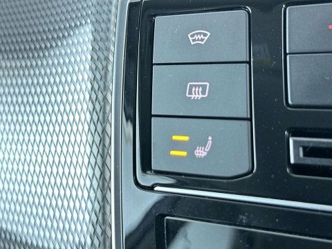 Volkswagen e-Up 36.8Kwh E-up White #40