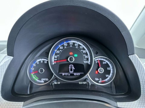 Volkswagen e-Up 36.8Kwh E-up White #25