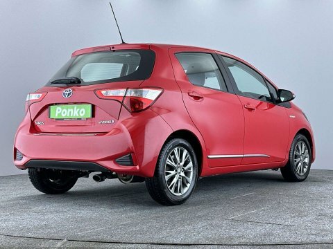 Toyota Yaris 2017 17 1.5  Red #4