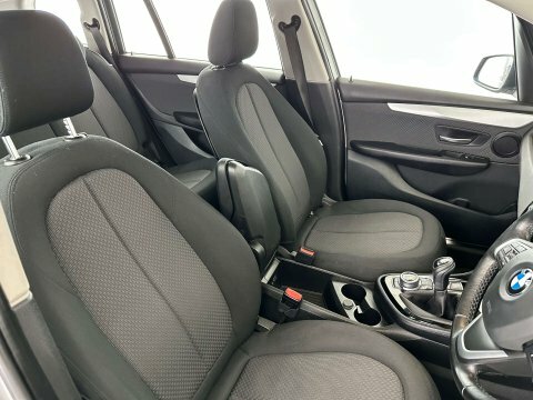 BMW 2 Series  White #9